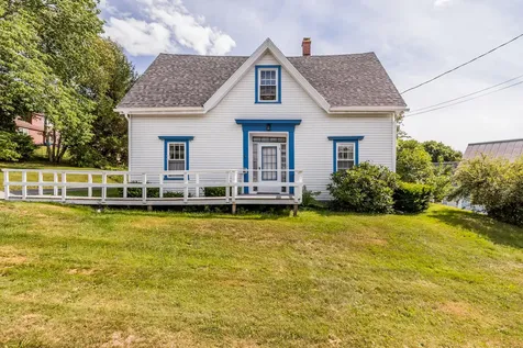 5 Old Route 1 Waldoboro ME 04572