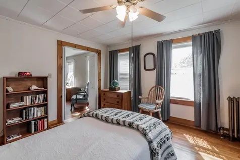 5 Old Route 1 Waldoboro ME 04572
