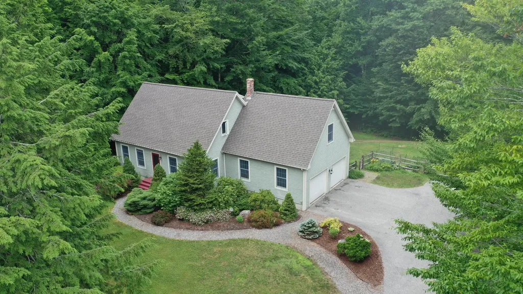 22 Kingfisher Drive Brunswick ME 04011