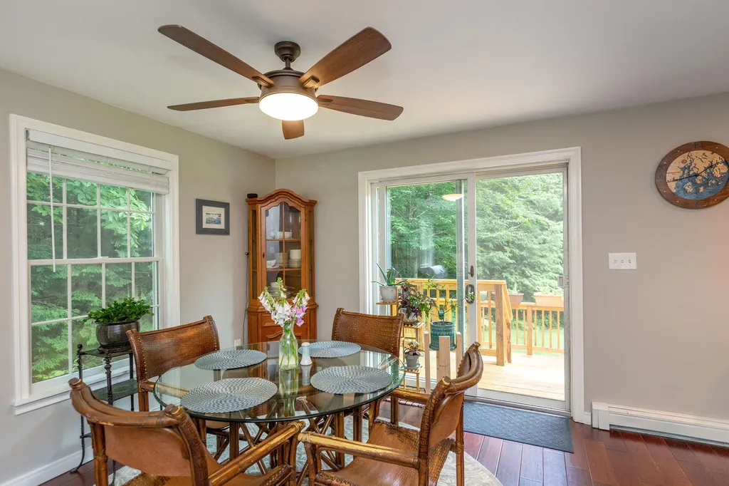 22 Kingfisher Drive Brunswick ME 04011