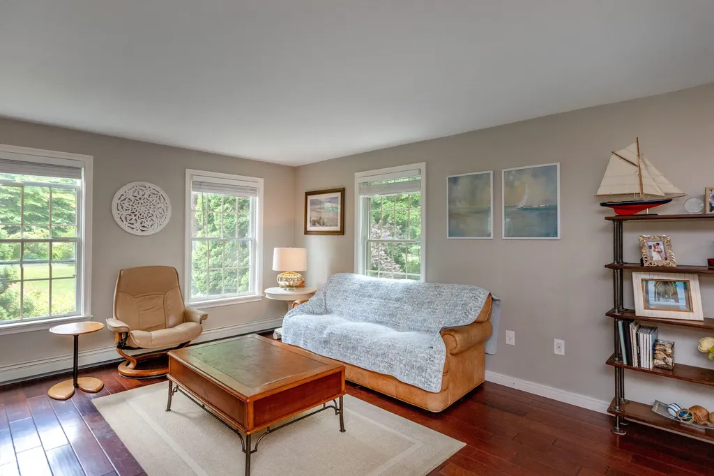 22 Kingfisher Drive Brunswick ME 04011
