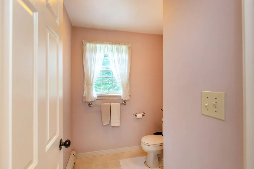 22 Kingfisher Drive Brunswick ME 04011
