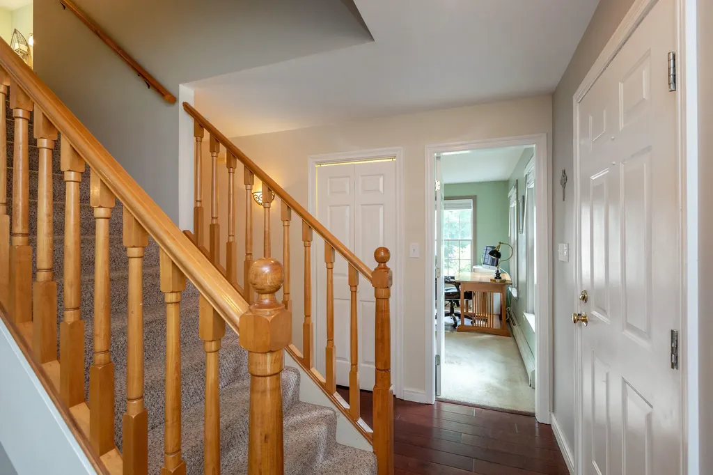 22 Kingfisher Drive Brunswick ME 04011