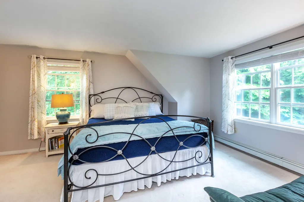 22 Kingfisher Drive Brunswick ME 04011
