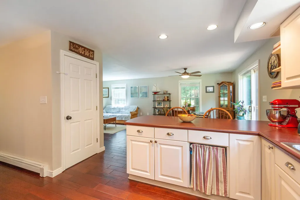 22 Kingfisher Drive Brunswick ME 04011
