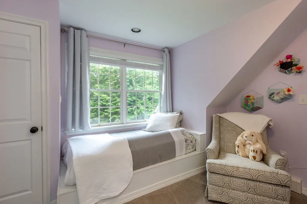 22 Kingfisher Drive Brunswick ME 04011
