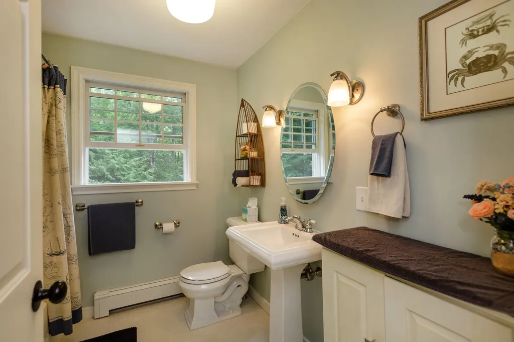 22 Kingfisher Drive Brunswick ME 04011
