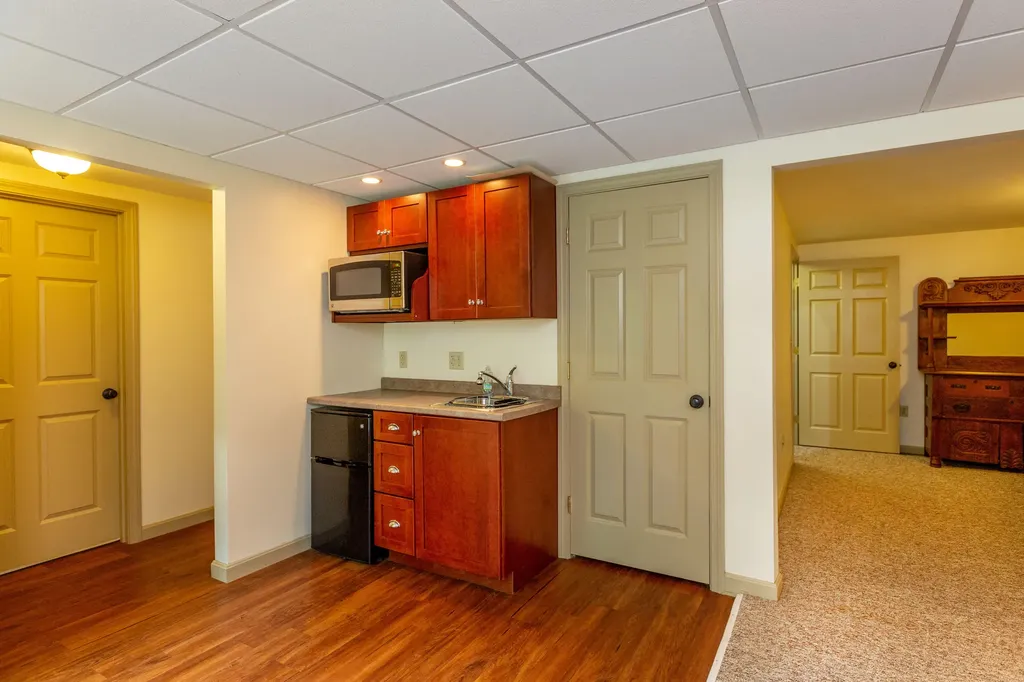 22 Kingfisher Drive Brunswick ME 04011