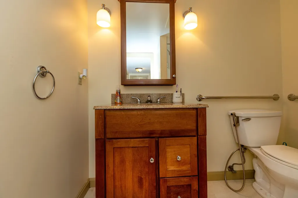 22 Kingfisher Drive Brunswick ME 04011