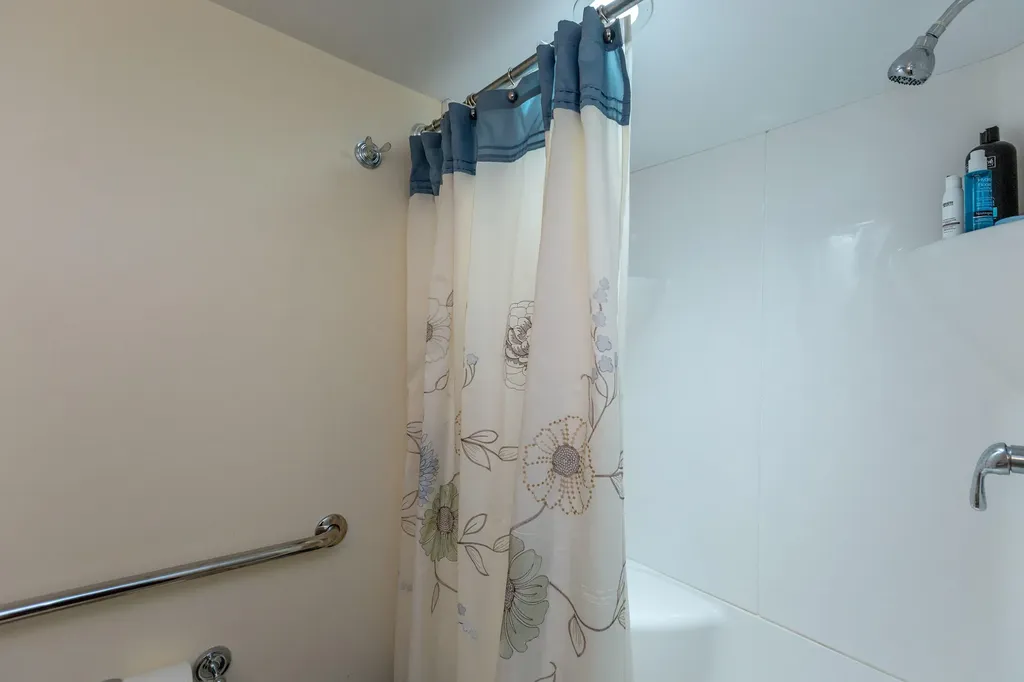 22 Kingfisher Drive Brunswick ME 04011