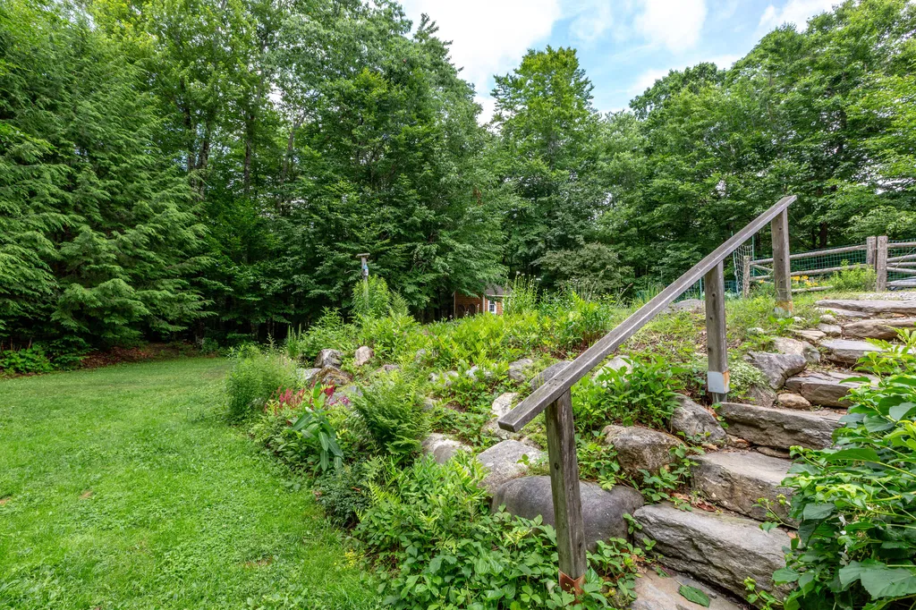 22 Kingfisher Drive Brunswick ME 04011