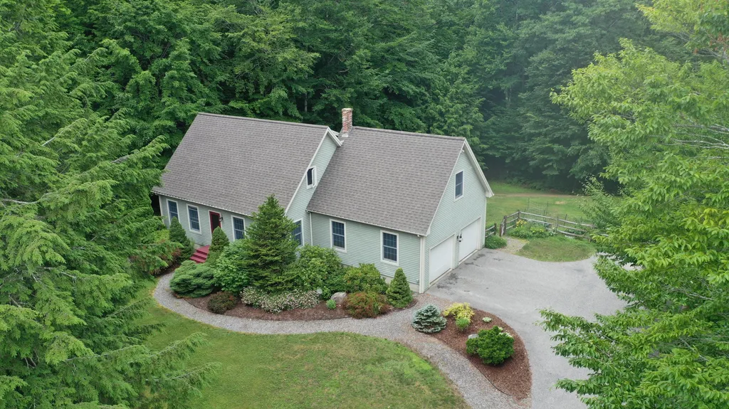 22 Kingfisher Drive Brunswick ME 04011
