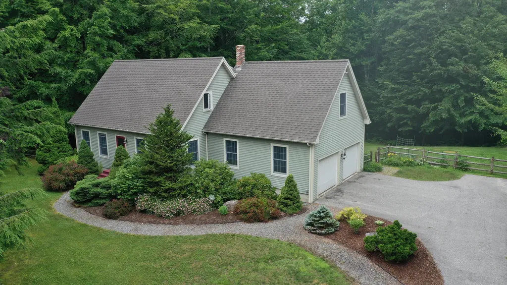 22 Kingfisher Drive Brunswick ME 04011
