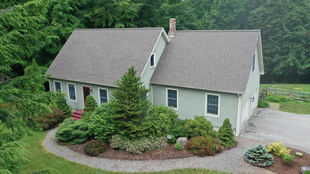 22 Kingfisher Drive Brunswick ME 04011