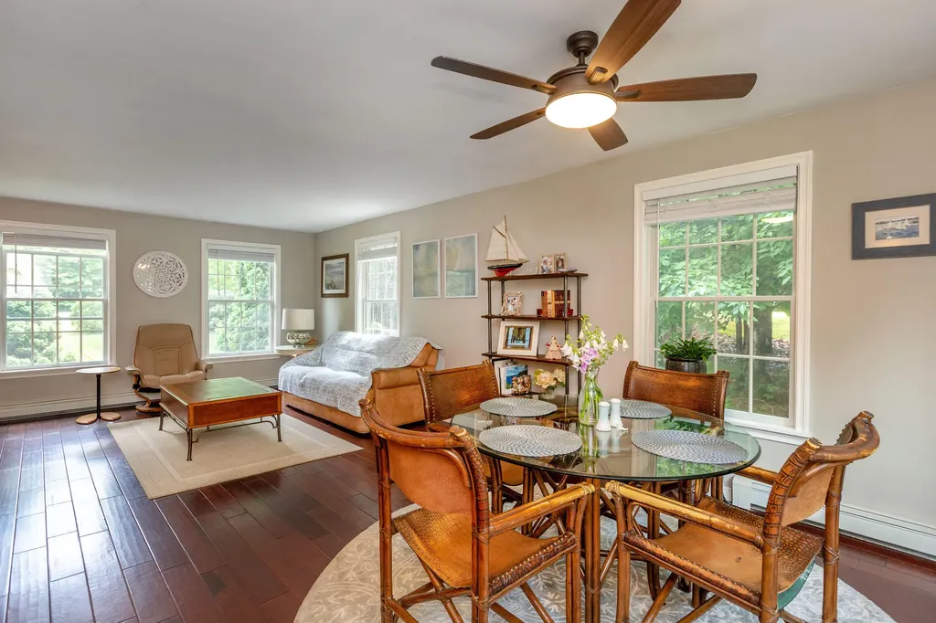 22 Kingfisher Drive Brunswick ME 04011