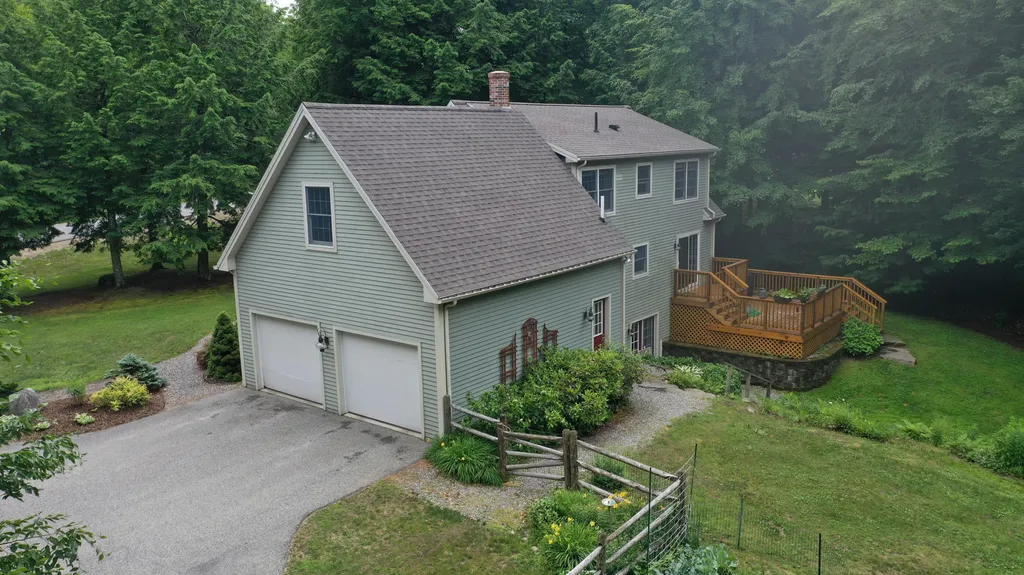 22 Kingfisher Drive Brunswick ME 04011