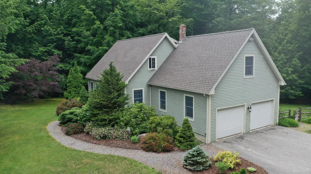22 Kingfisher Drive Brunswick ME 04011