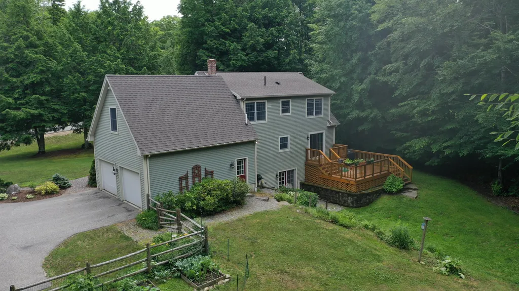 22 Kingfisher Drive Brunswick ME 04011