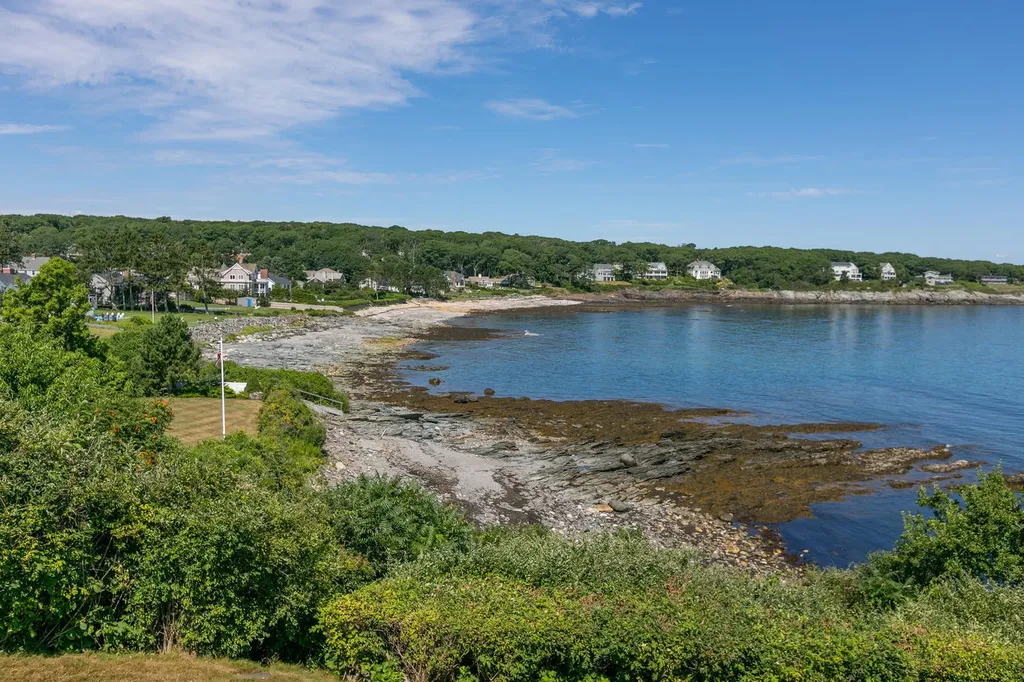30 Salt Spray Lane Cape Elizabeth ME 04107