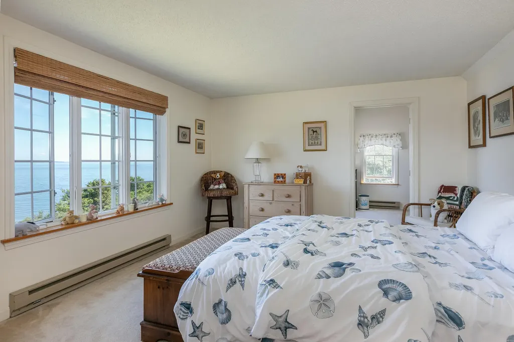 30 Salt Spray Lane Cape Elizabeth ME 04107