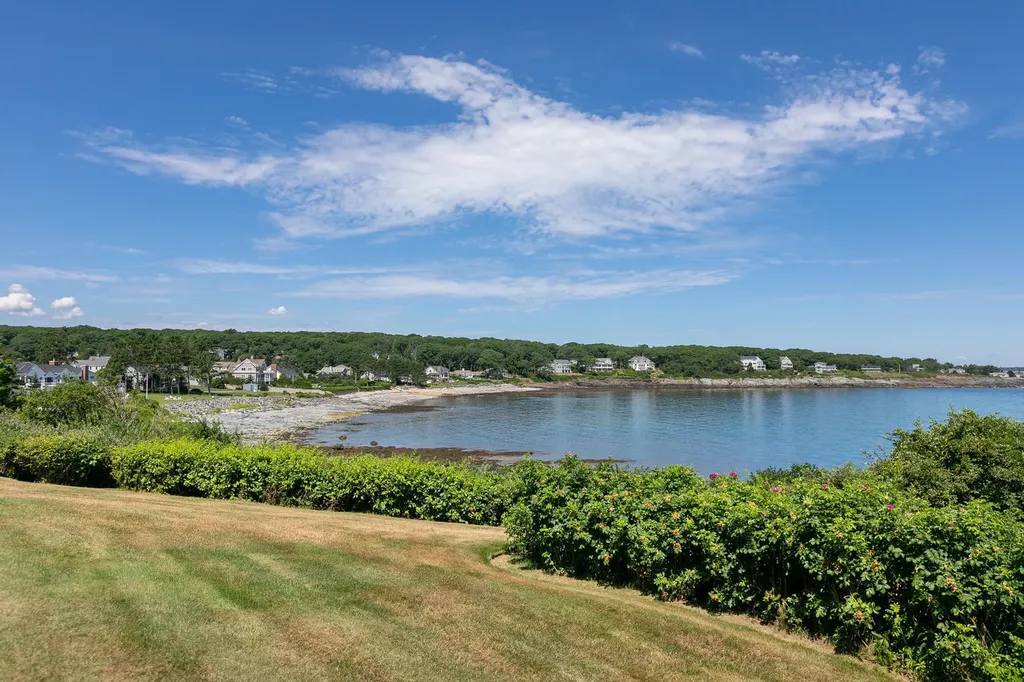 30 Salt Spray Lane Cape Elizabeth ME 04107
