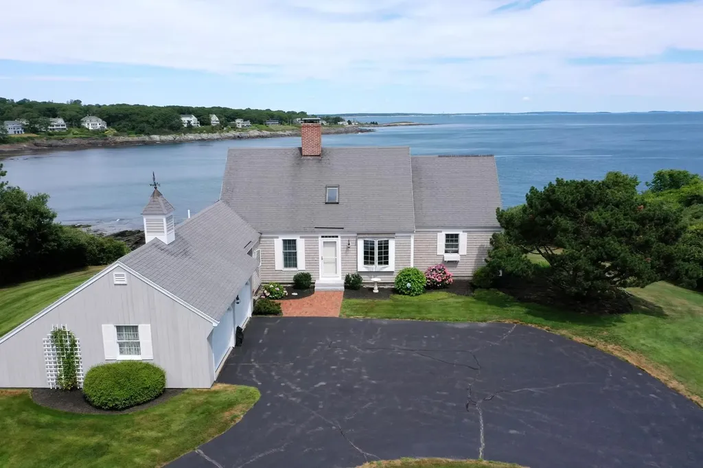 30 Salt Spray Lane Cape Elizabeth ME 04107
