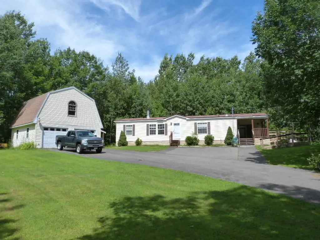 328 Oak Street Oakland ME 04963