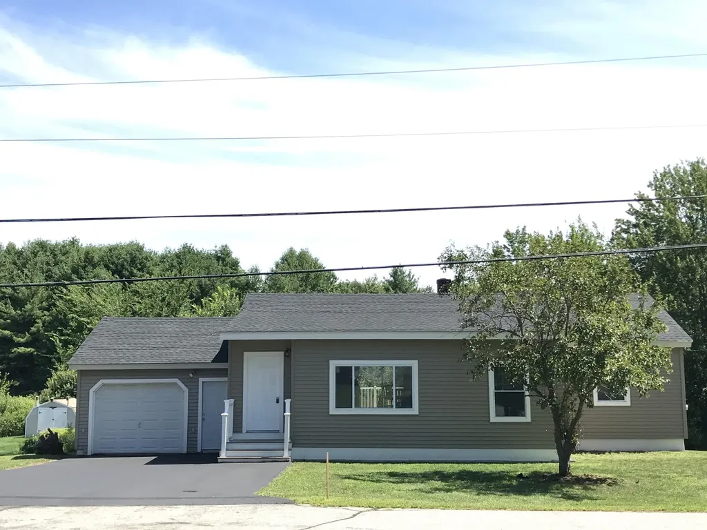 20 Hillview Avenue Saco ME 04072
