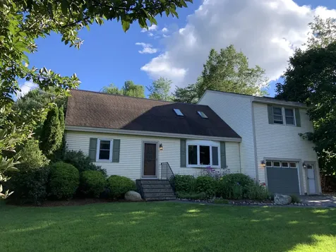 16 Oak Hill Drive Oakland ME 04963