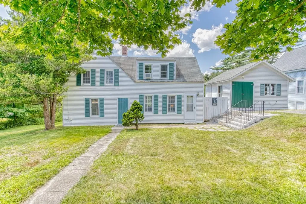 281 Ocean Point Road Boothbay ME 04544
