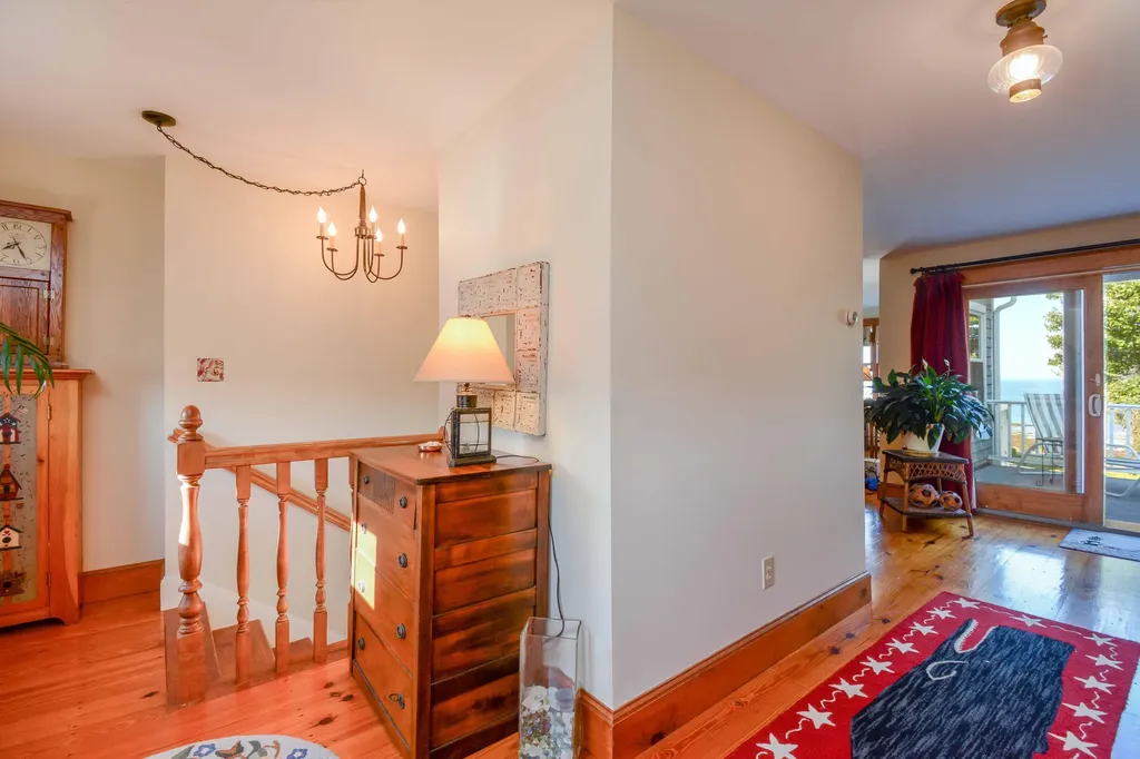 675 York Street York ME 03909