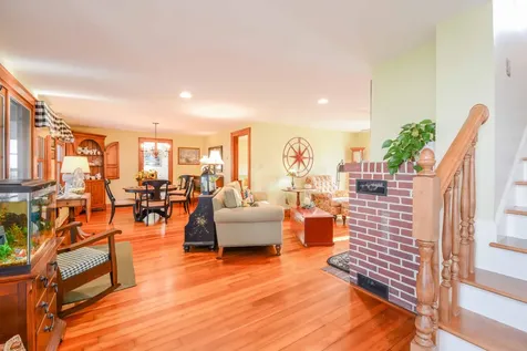 675 York Street York ME 03909