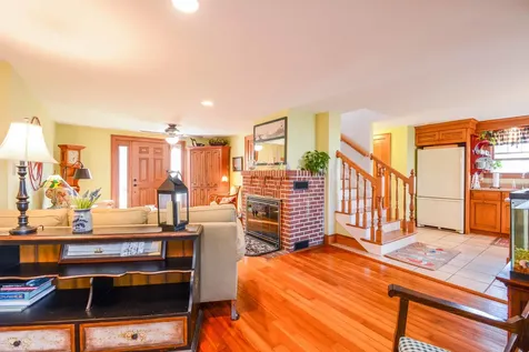 675 York Street York ME 03909