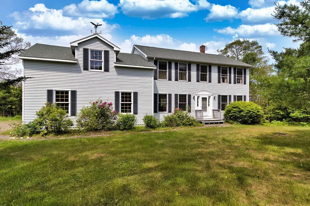 17 Spy Glass Hill Road Boothbay ME 04537