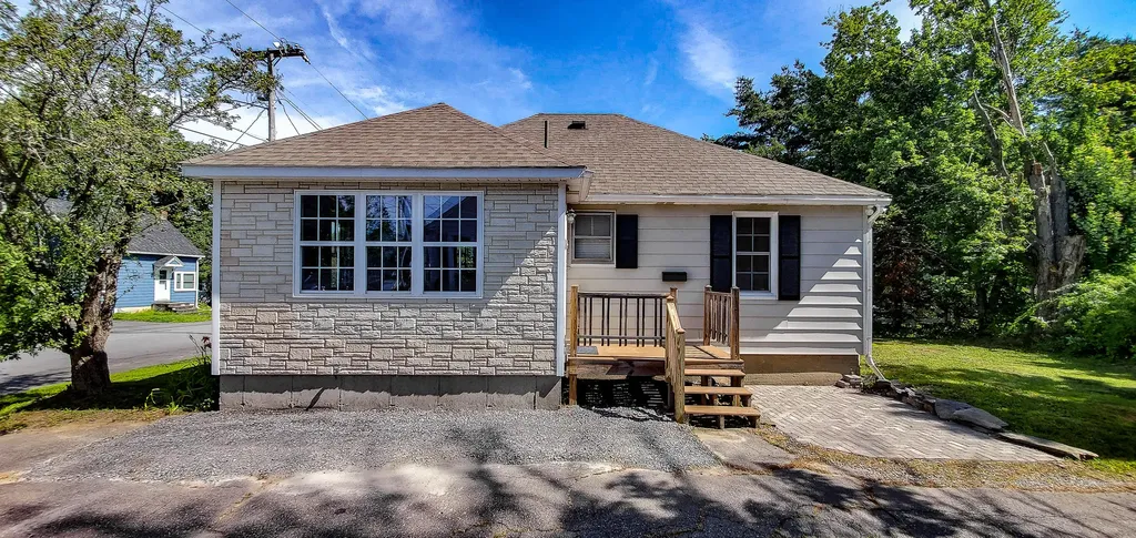 5 Porter Street Augusta ME 04330