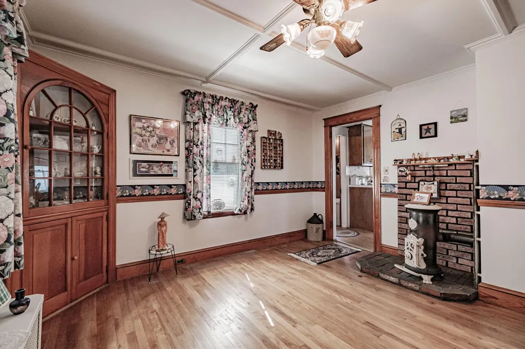 96 Lamb Street Westbrook ME 04092