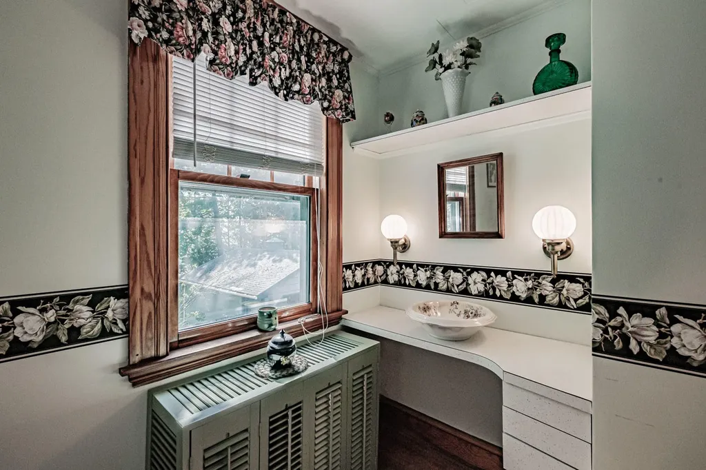 96 Lamb Street Westbrook ME 04092