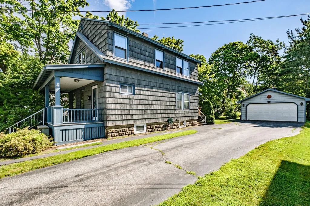 96 Lamb Street Westbrook ME 04092