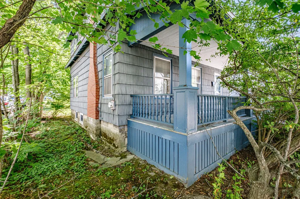 96 Lamb Street Westbrook ME 04092