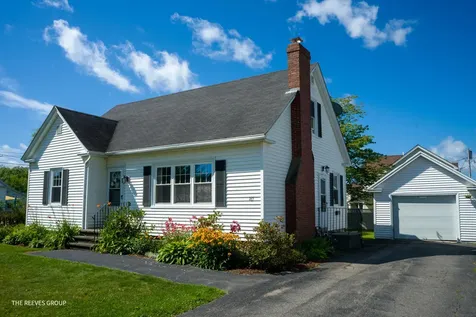 165 Chamberlain Street Brewer ME 04412