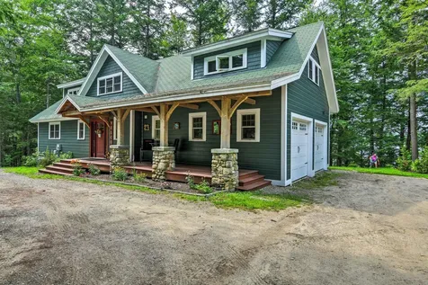 1006 Memorial Drive Winthrop ME 04364