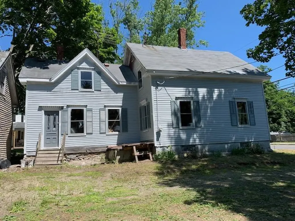 58 North Main Street Rockland ME 04841
