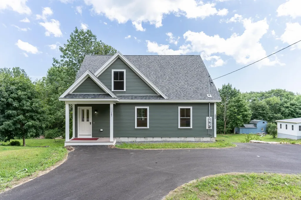 185 Middle Road Falmouth ME 04105