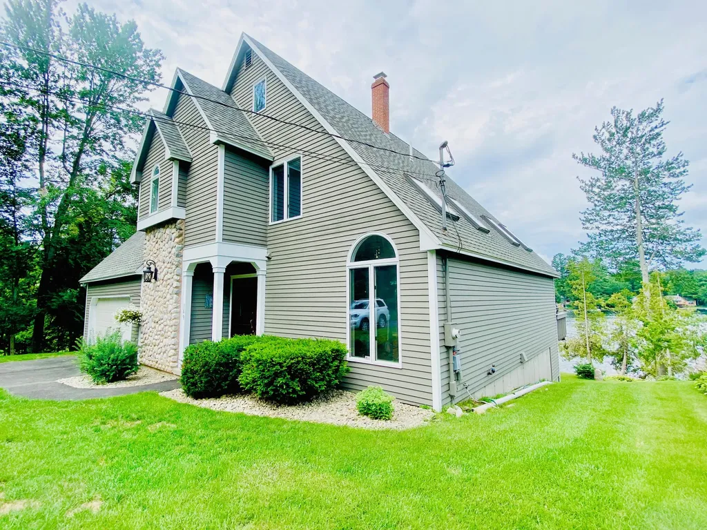 149 Morse Point Place Oakland ME 04963