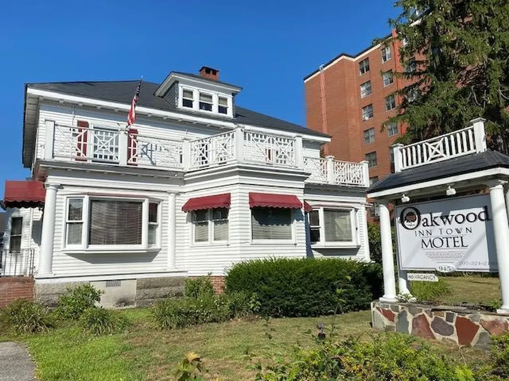 945 Main Street Sanford ME 04073