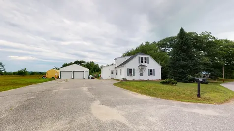 359 Foster Road Auburn ME 04210