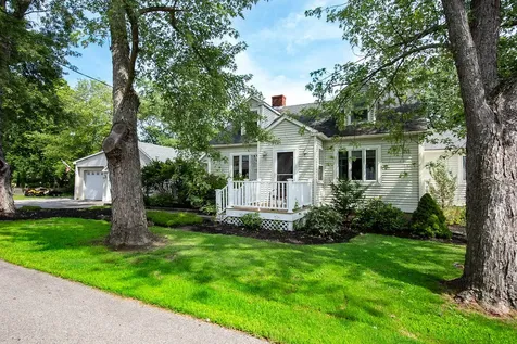 7 Park Street Eliot ME 03903