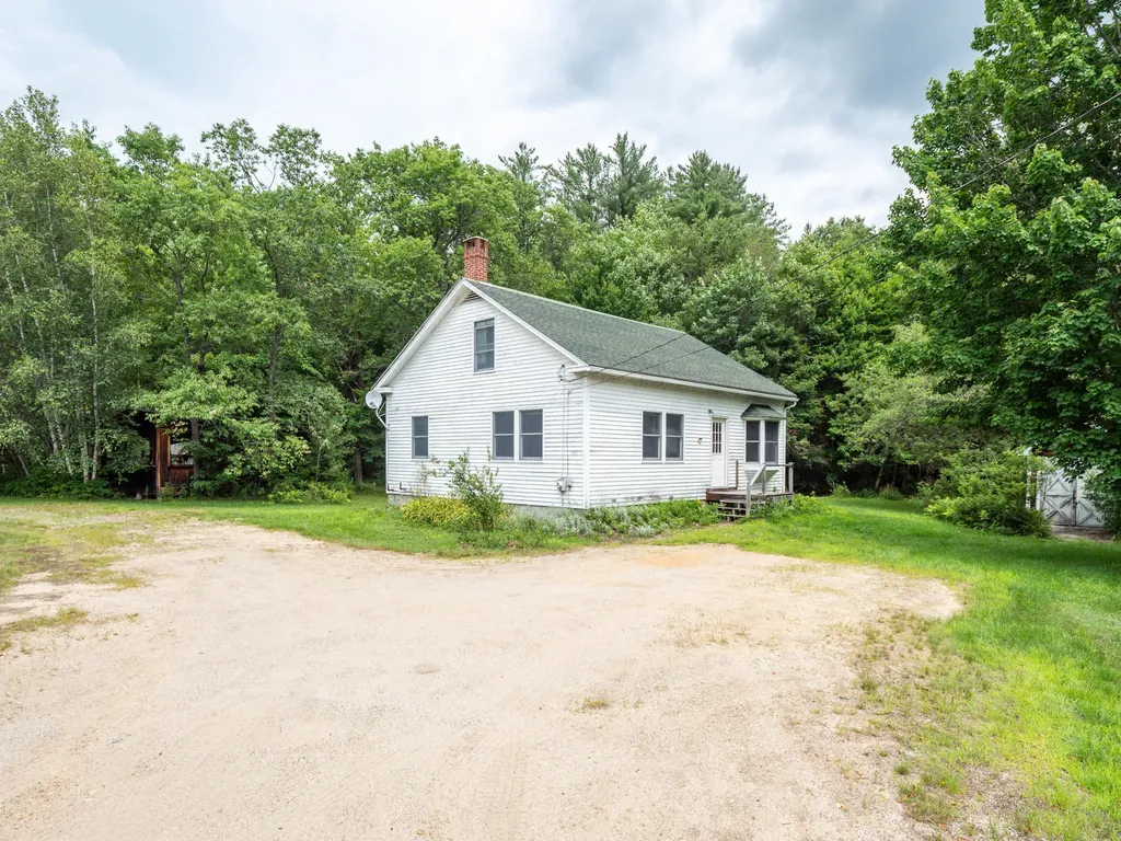 1065 Bear River Road Newry ME 04261