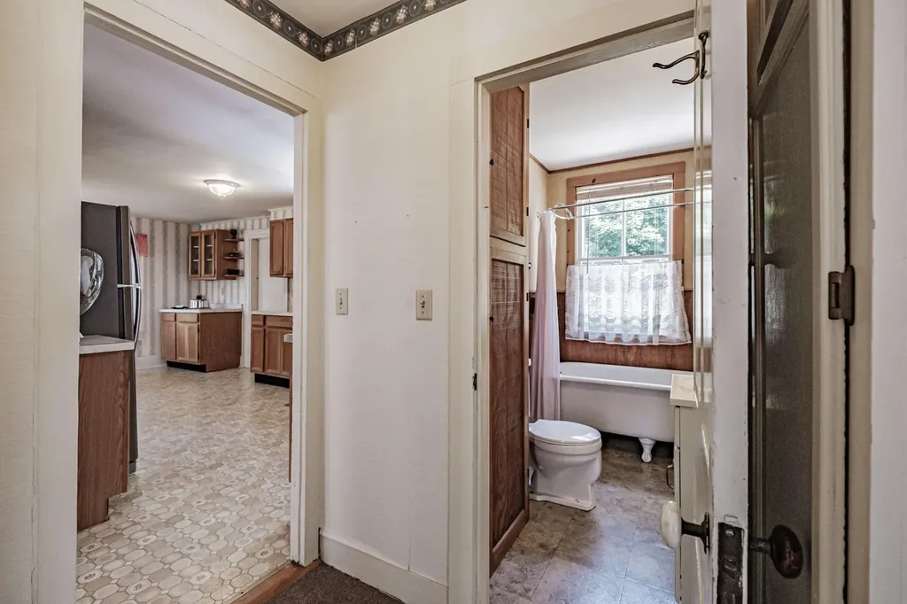 17 Maverick Street Rockland ME 04841