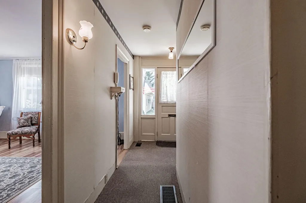 17 Maverick Street Rockland ME 04841